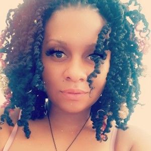 Meet your Posher, Sharnell